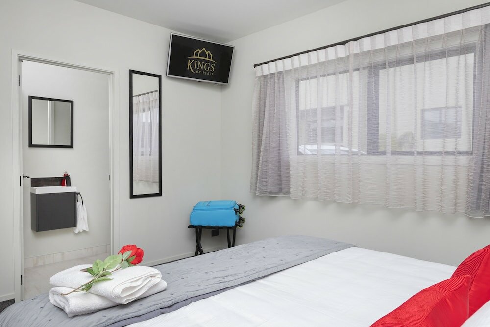 Фото Kings On Peace