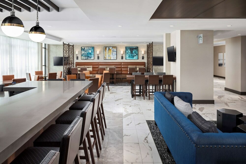 Фото Hyatt Place Mount Pleasant Towne Centre