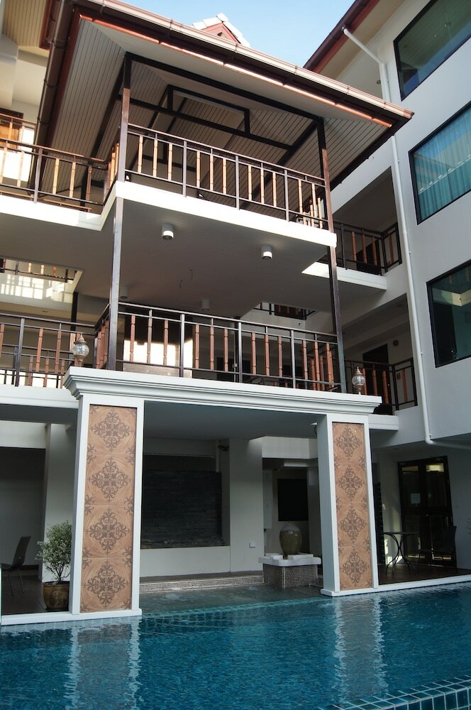 Фото Goldenbell Hotel Chiangmai