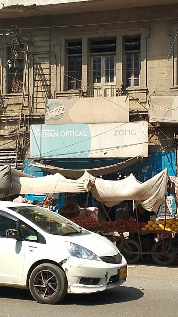 Opticial store Khan Optical, Karachi, photo