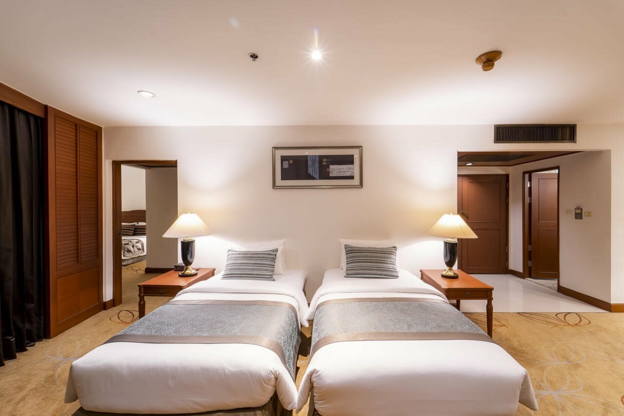 Фото Century Park Hotel