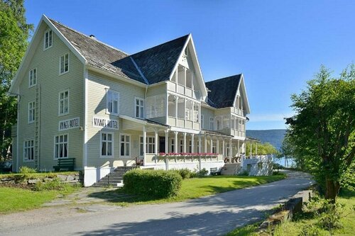 Гостиница Stryn Hotell в Стрюне