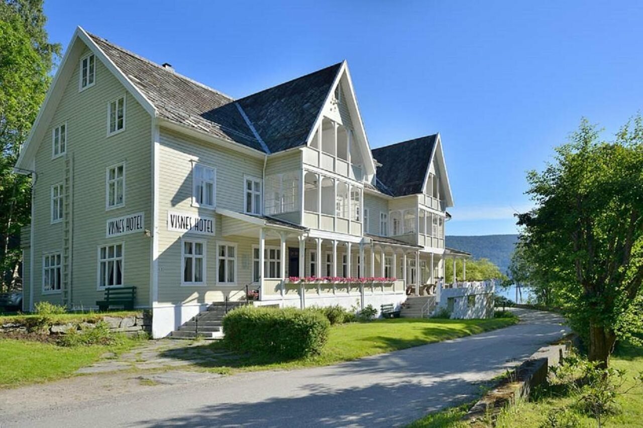 Фото Visnes Hotel Stryn