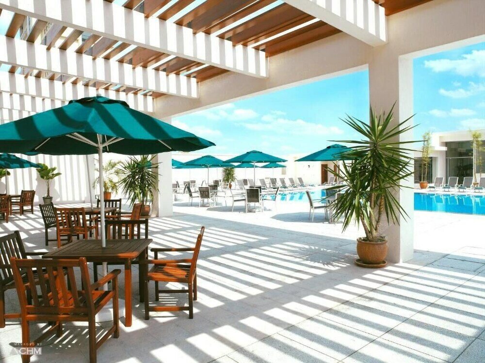 Фото The Boulevard - A St Giles Hotel