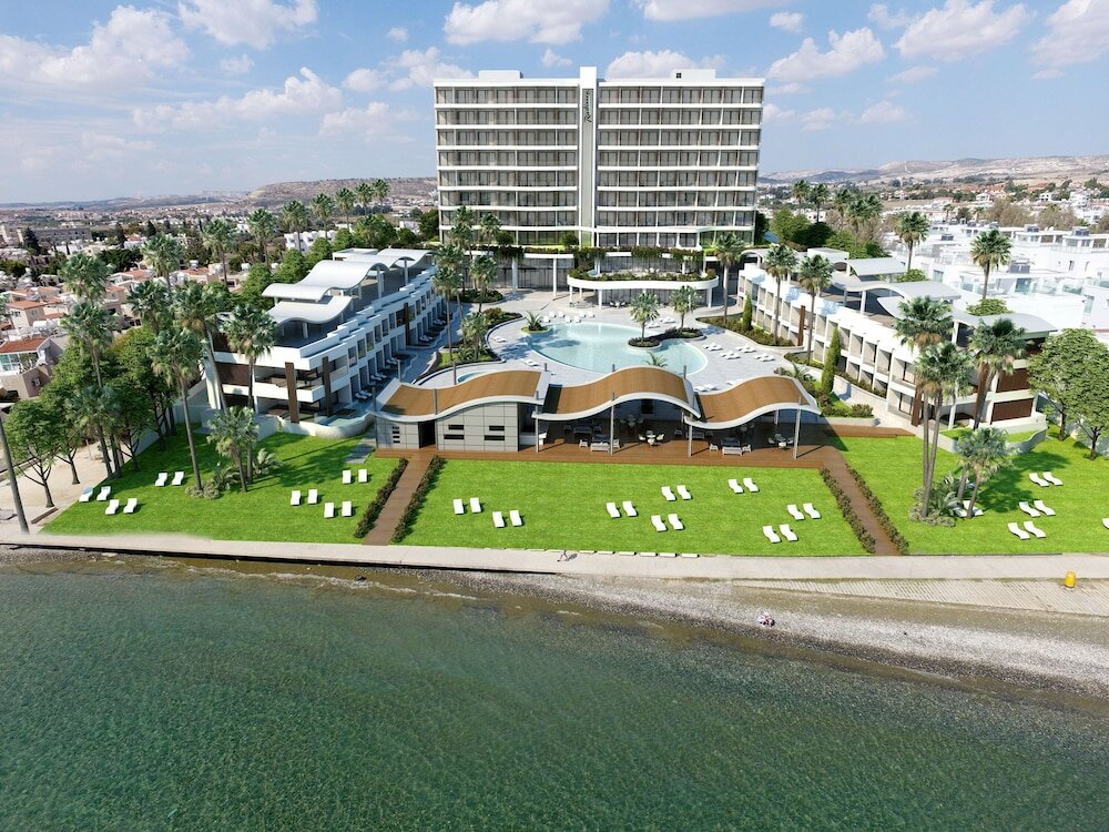 Фото Radisson Beach Resort Larnaca