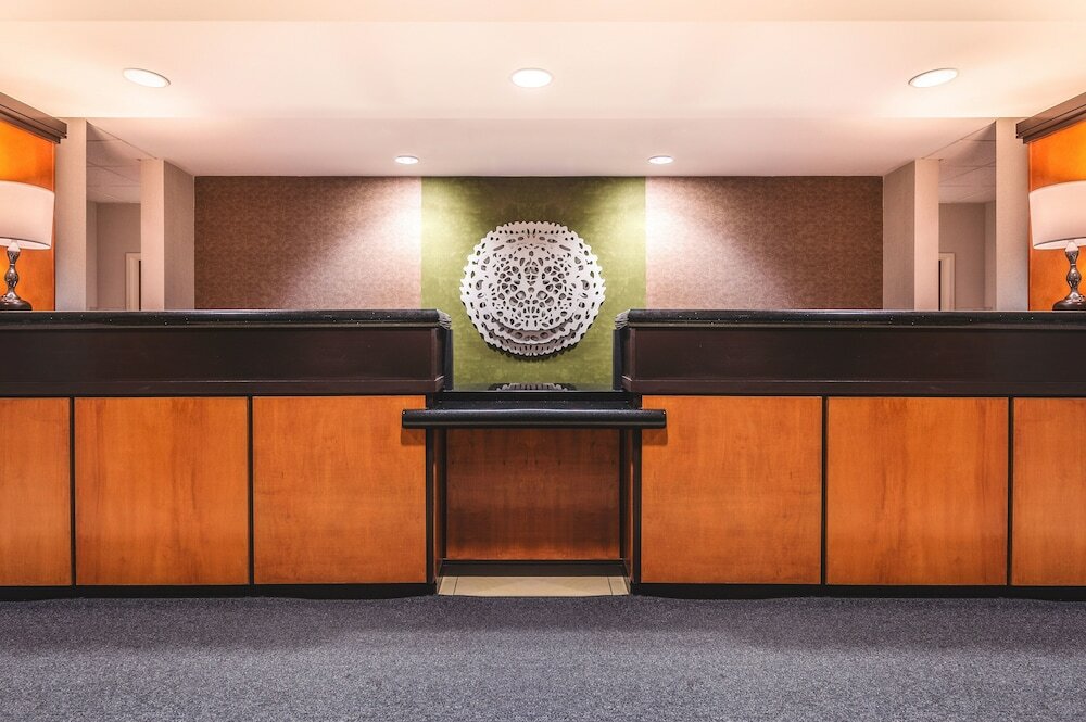 Фото Fairfield Inn & Suites by Marriott Redding