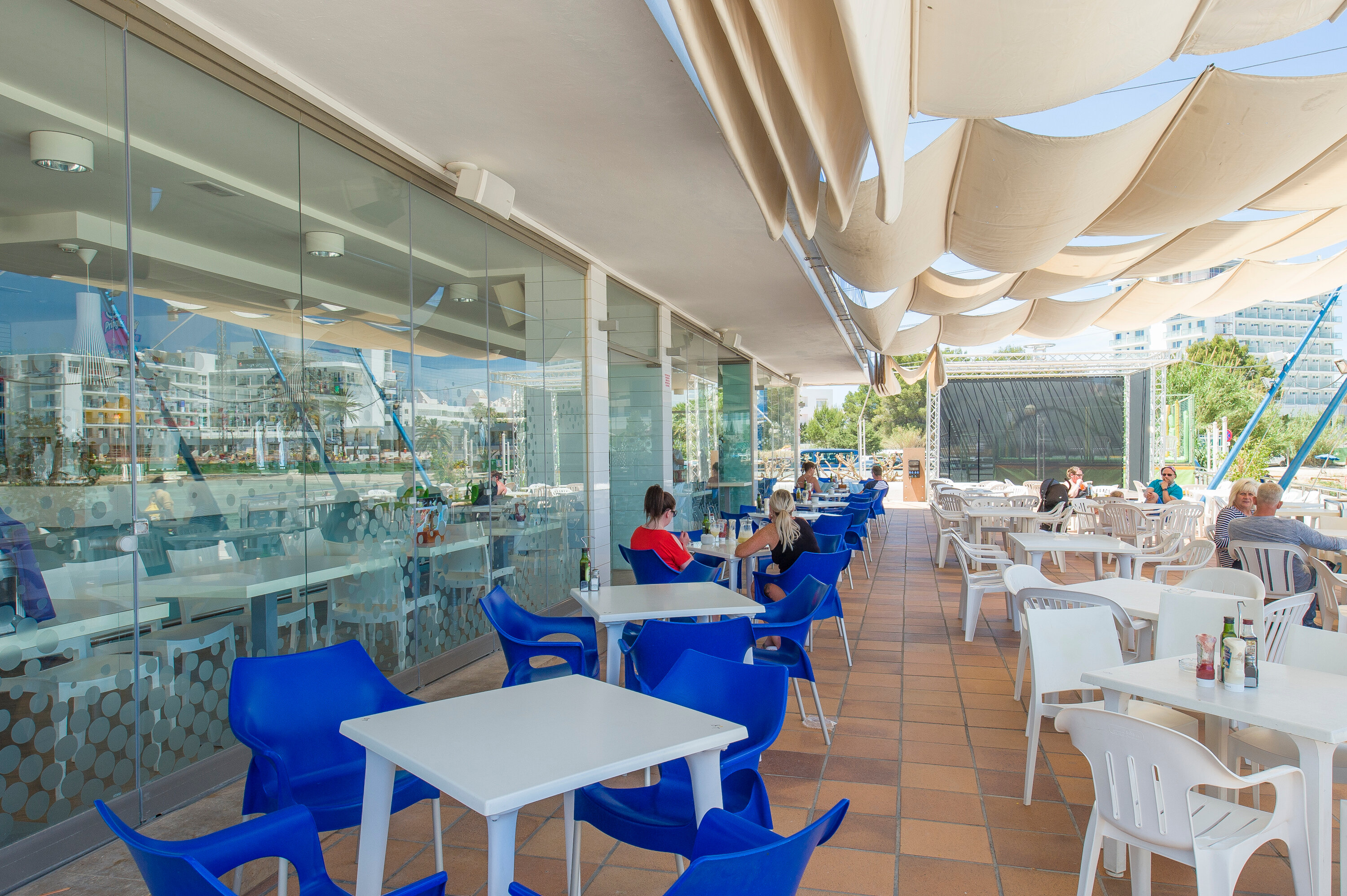 Фото Playa Bella Beach Apartments