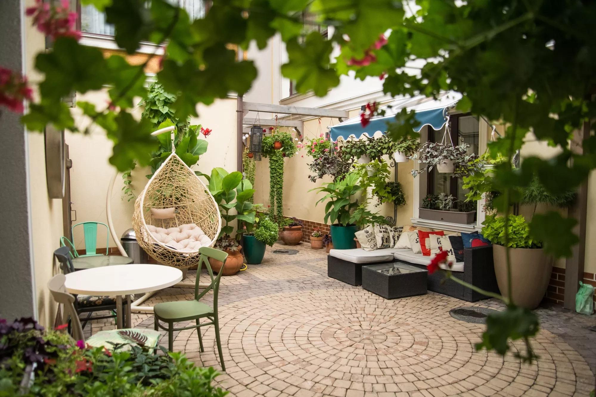 Фото отеля 1