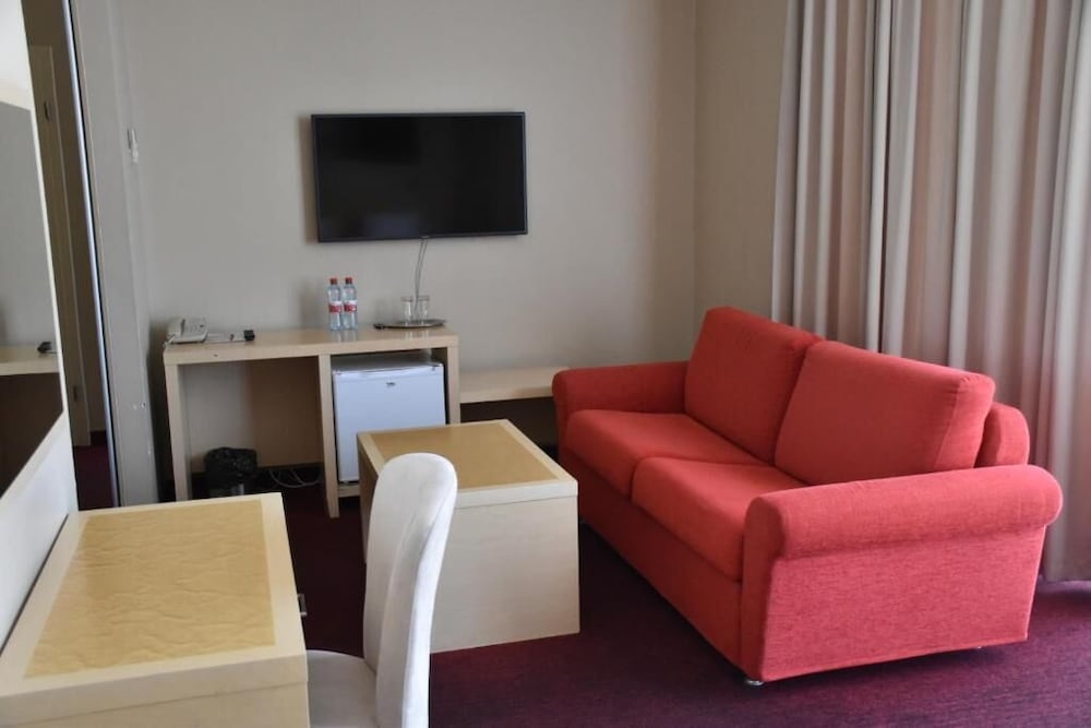 Фото Hotel Kolumbs