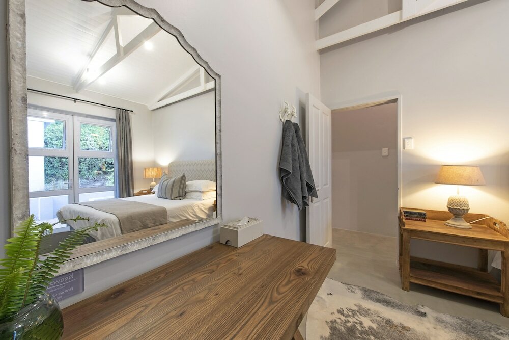 Фото Driftwood - Kenton on Sea