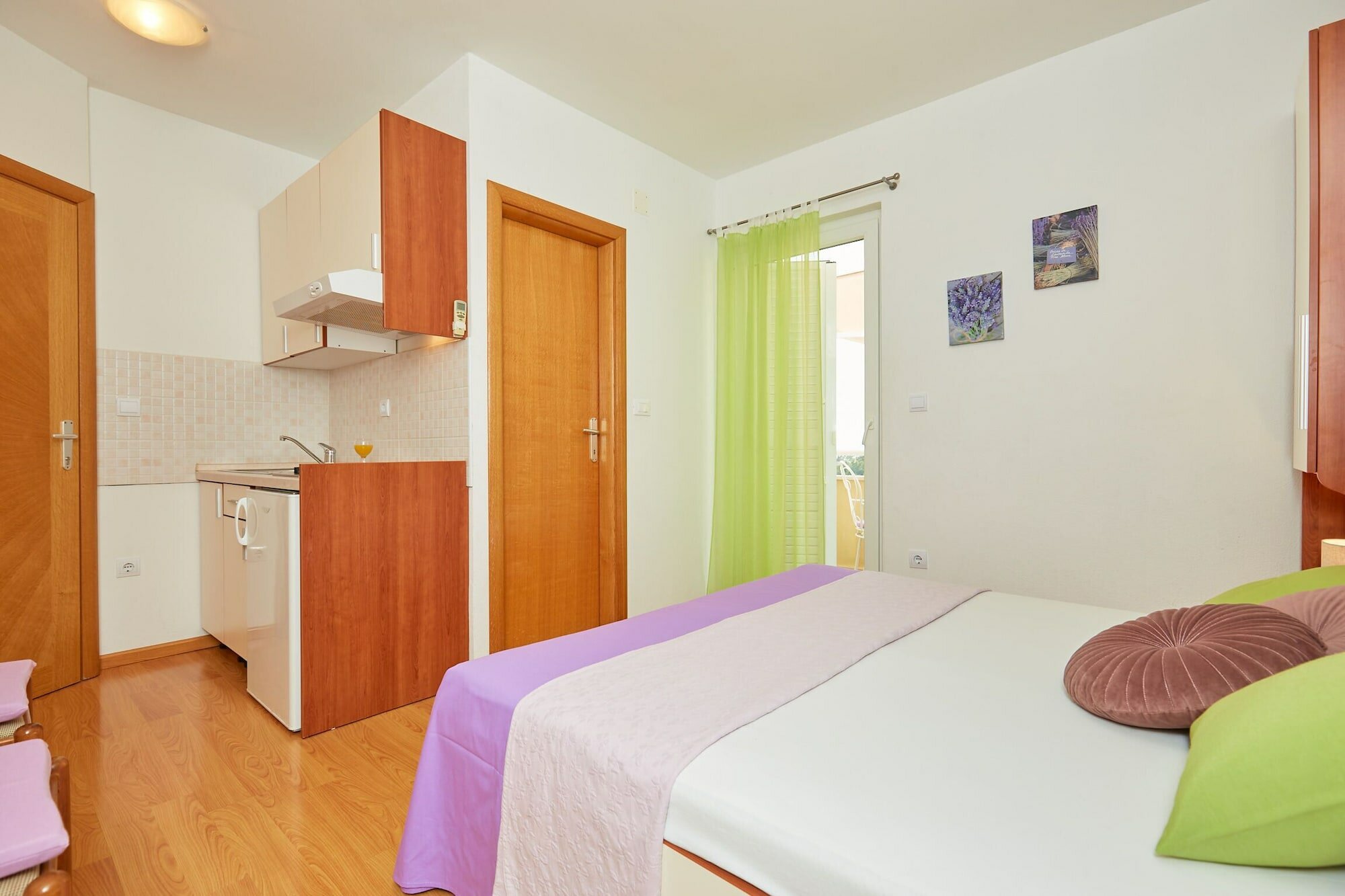 Фото Apartments Zelic Tucepi