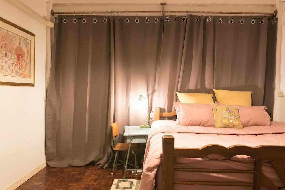 Фото Vacation Townhome near Bts Ekamai