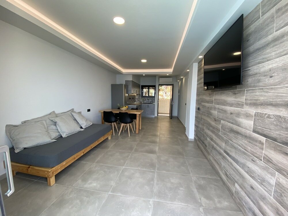 Фото Ostria Apartments