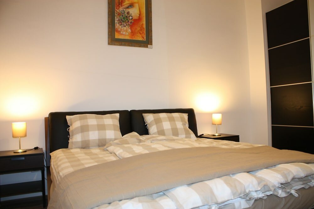 Фото GoVienna Oldtown Apartments