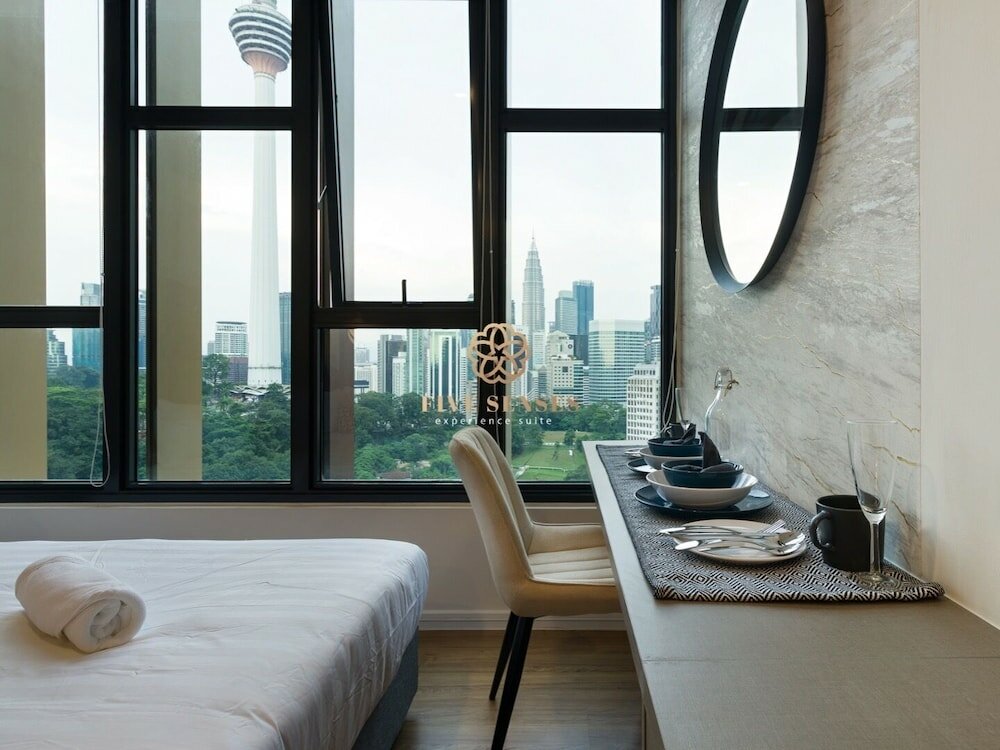 Фото Ceylonz Suites by Five Senses