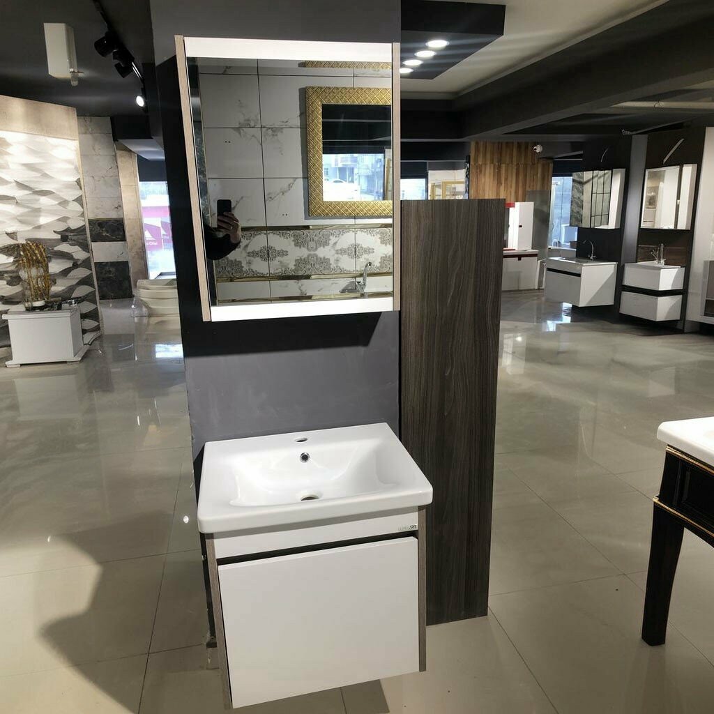 Hardware store Gurkas Yapi Market, Kaynarca, photo