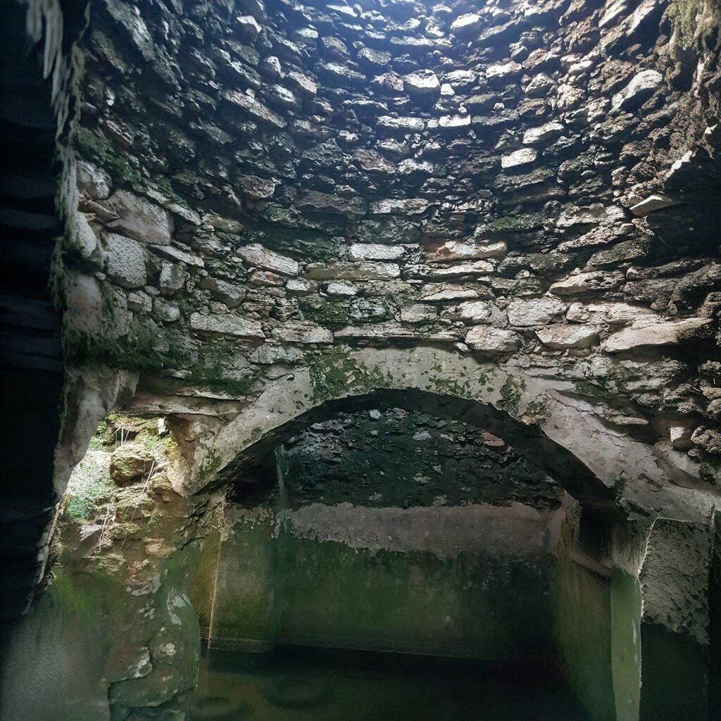 Genre sculpture Dört Kubbeli Su Sarnıcı, Antalya, photo