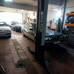 Tarsas Auto Scrap (İzmir, Karabağlar, Aşık Veysel Mah., 5944 Sok., 2) ، متجر قطع غيار ولوازم السيارات