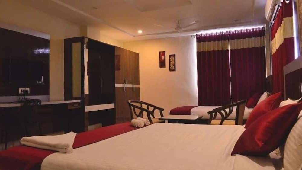 Фото Hotel Olympia Inn