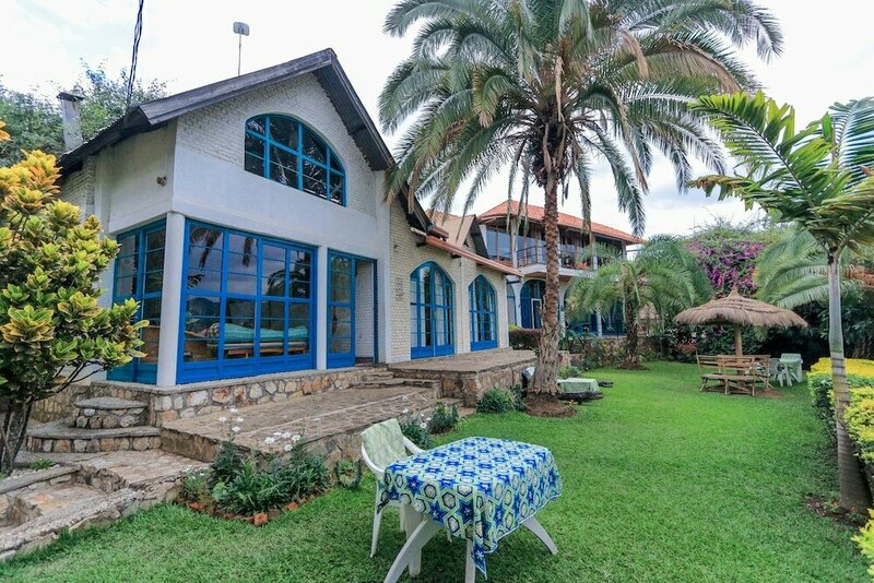 Гостиница Palm Garden Lodge
