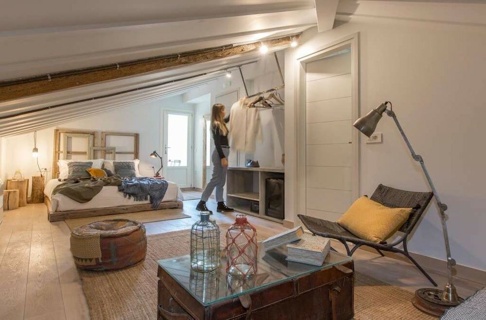 Фото Amymone Suites