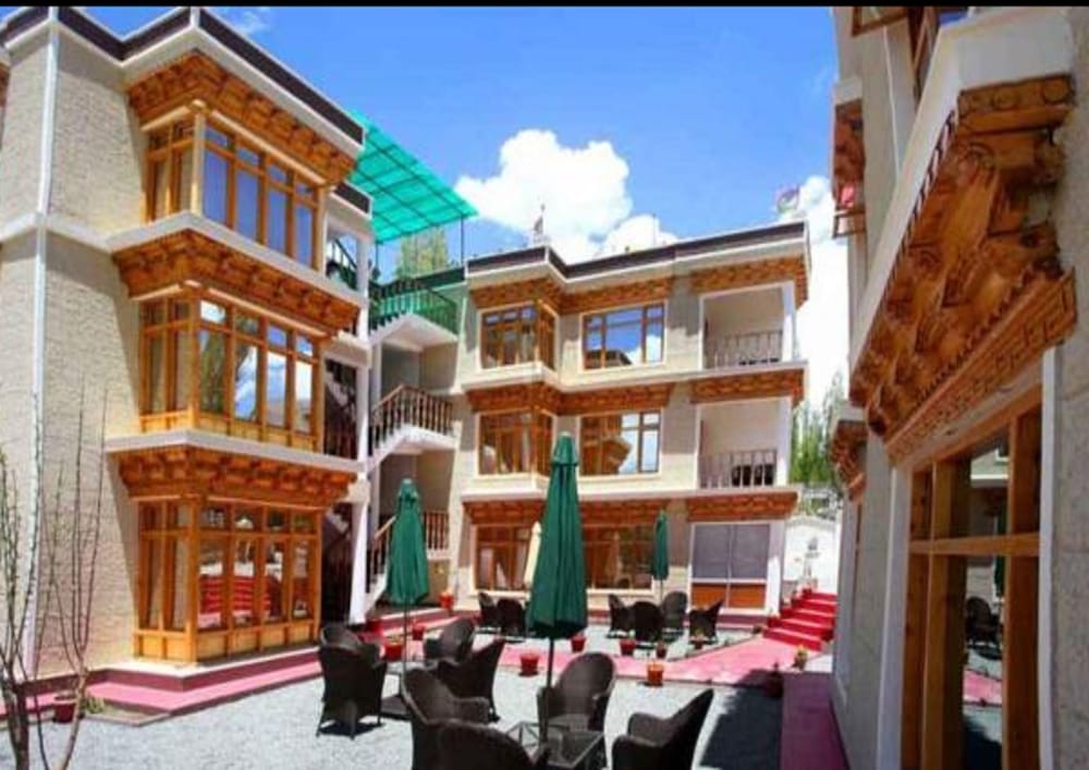 Фото Hotel Om Ladakh