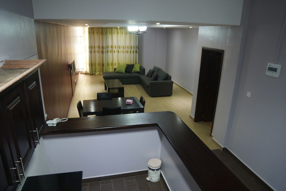 Фото Là Ponye Hotel Apartment