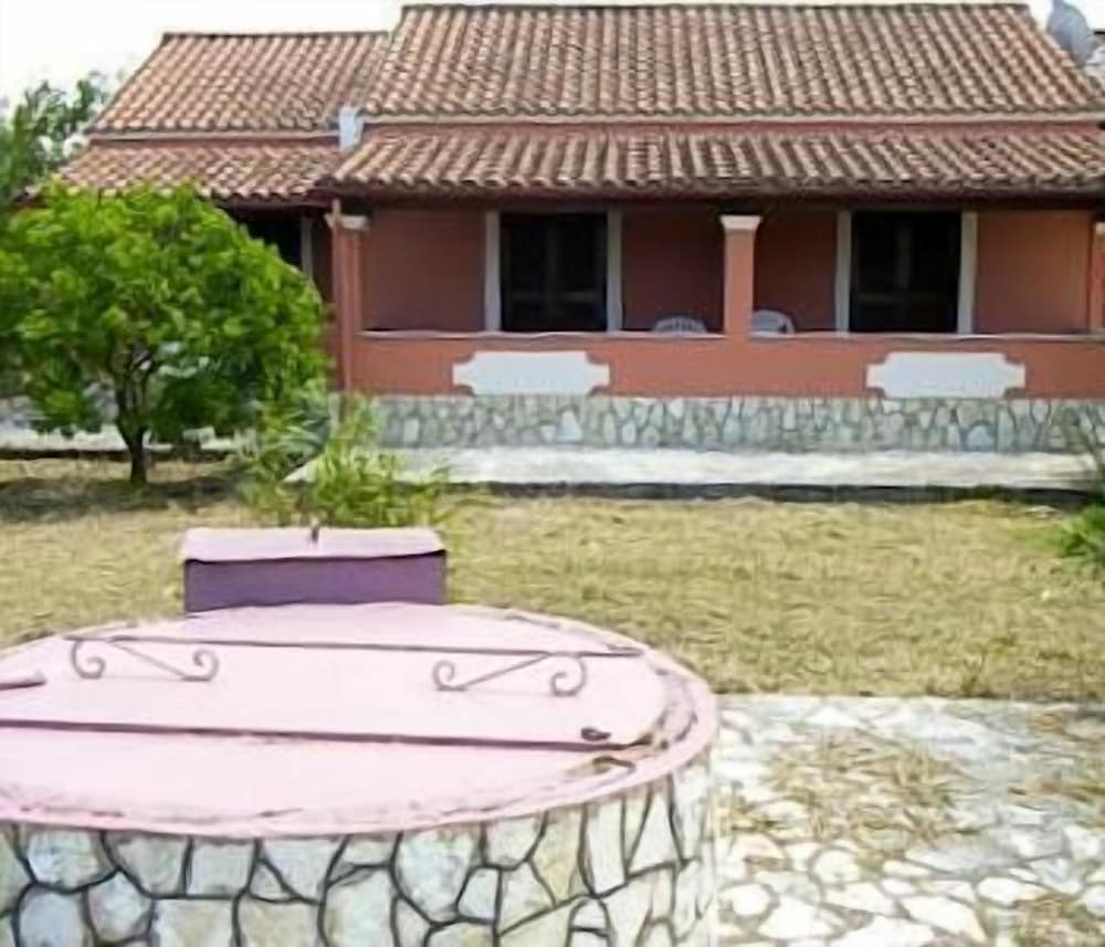 Фото Erifili Apartments