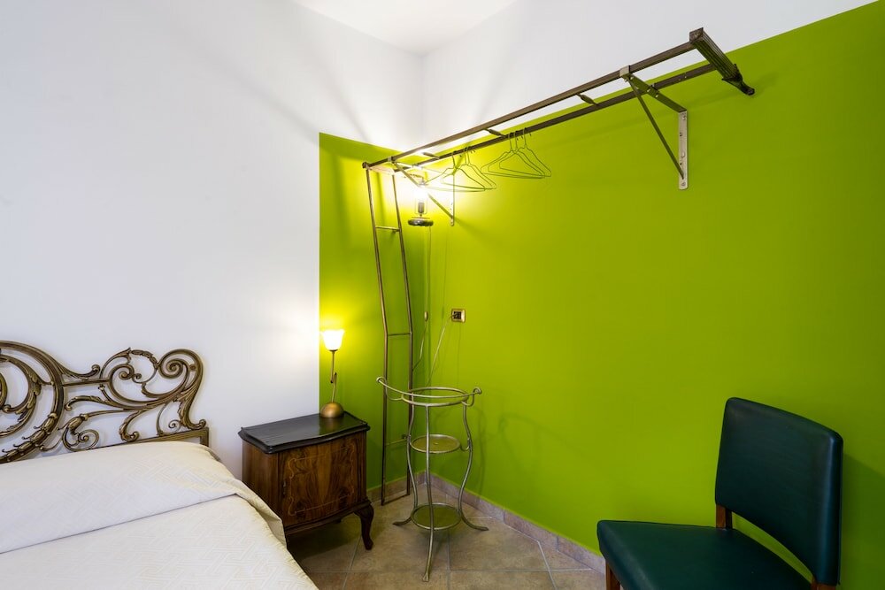 Фото Esagono Monello