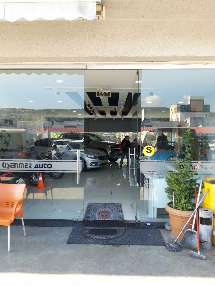 Car dealership Usenmez Otomotiv, Izmir, photo