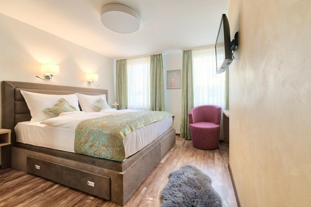 Фото Hotel Tiffany