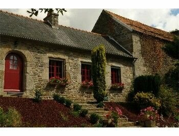 Гостиница Domaine Le Puits de Jeanne в Морле