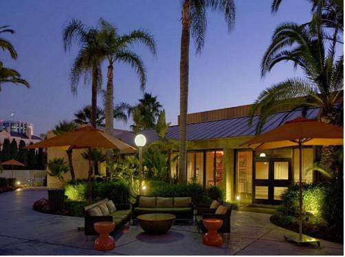 Фото Hilton Irvine Orange County Airport