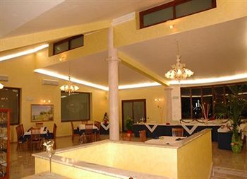 Фото Cordial Hotel