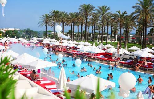 Гостиница Adam & Eve в Белеке