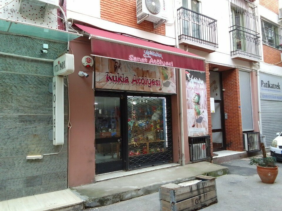 Art supplies and crafts Woodpecker Puppet Workshop, Izmir, photo