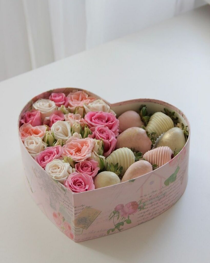 Gift and souvenir shop Choco Berry, Almaty, photo