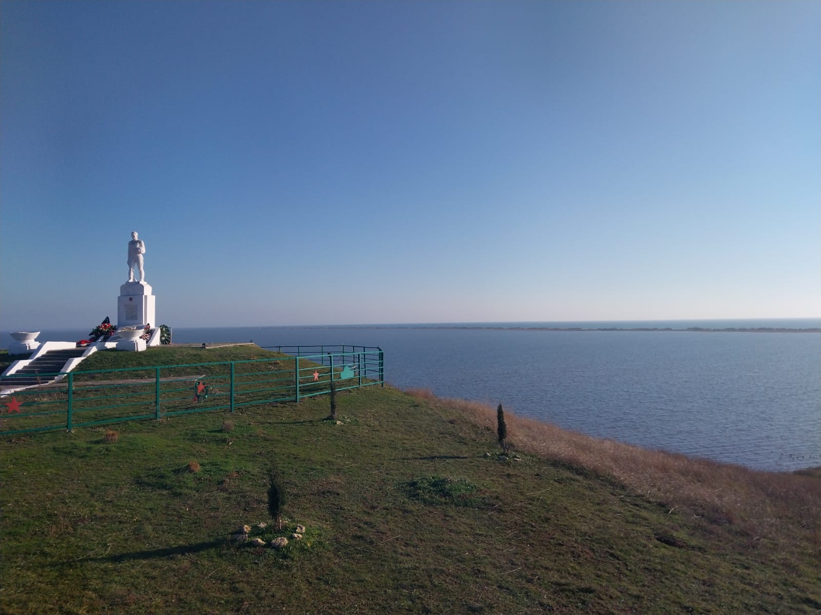Фото Лазурный