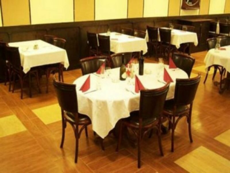 Фото Royal Inn Hotel