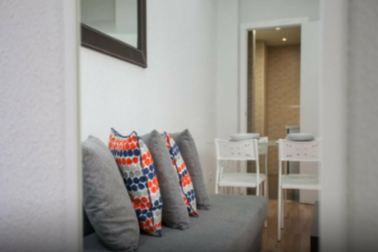 Фото Apartamentos Fuencarral 50