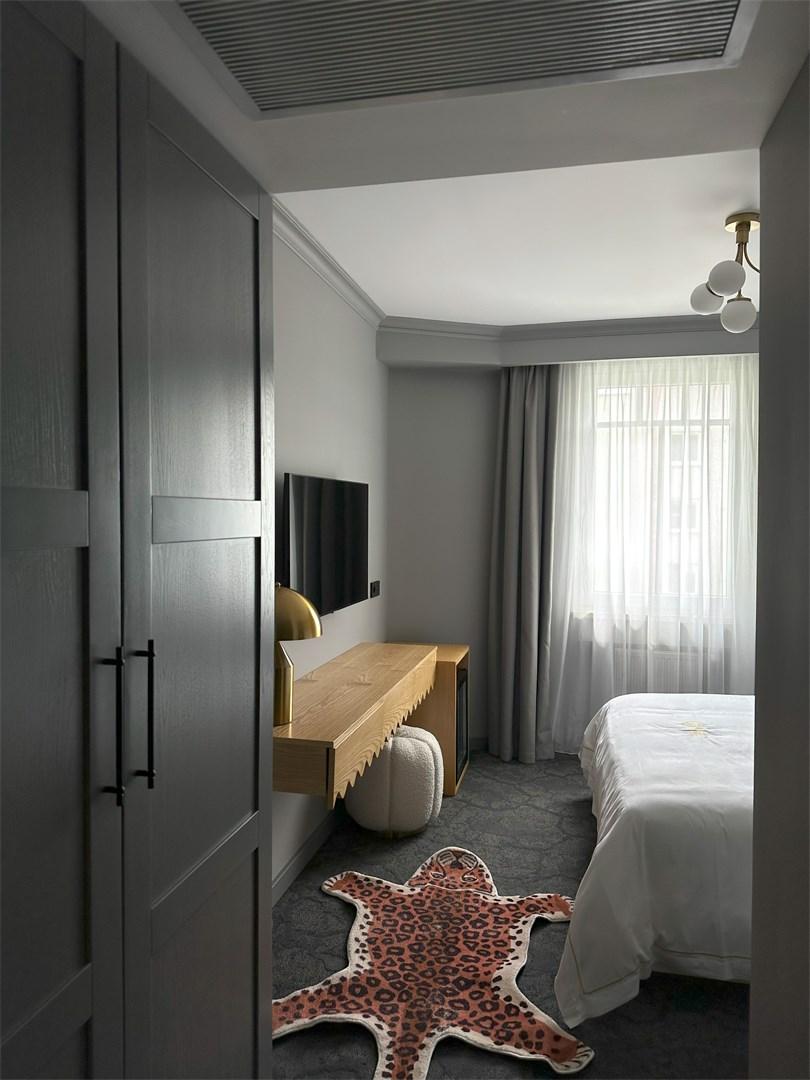 Фото Mr.Just`s Hotel