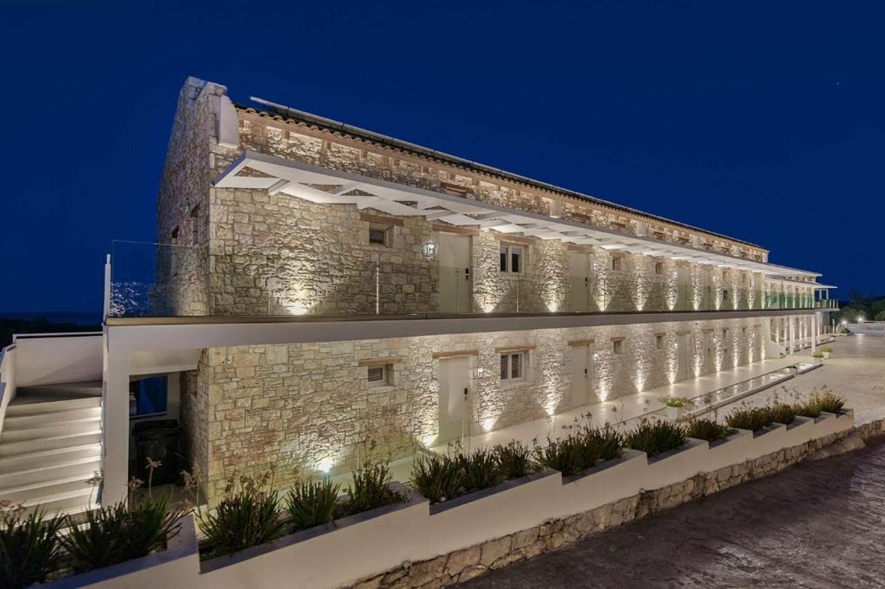 Фото Aliv Stone Suites & SPA