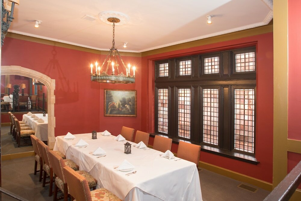 Фото The Henley Park Hotel