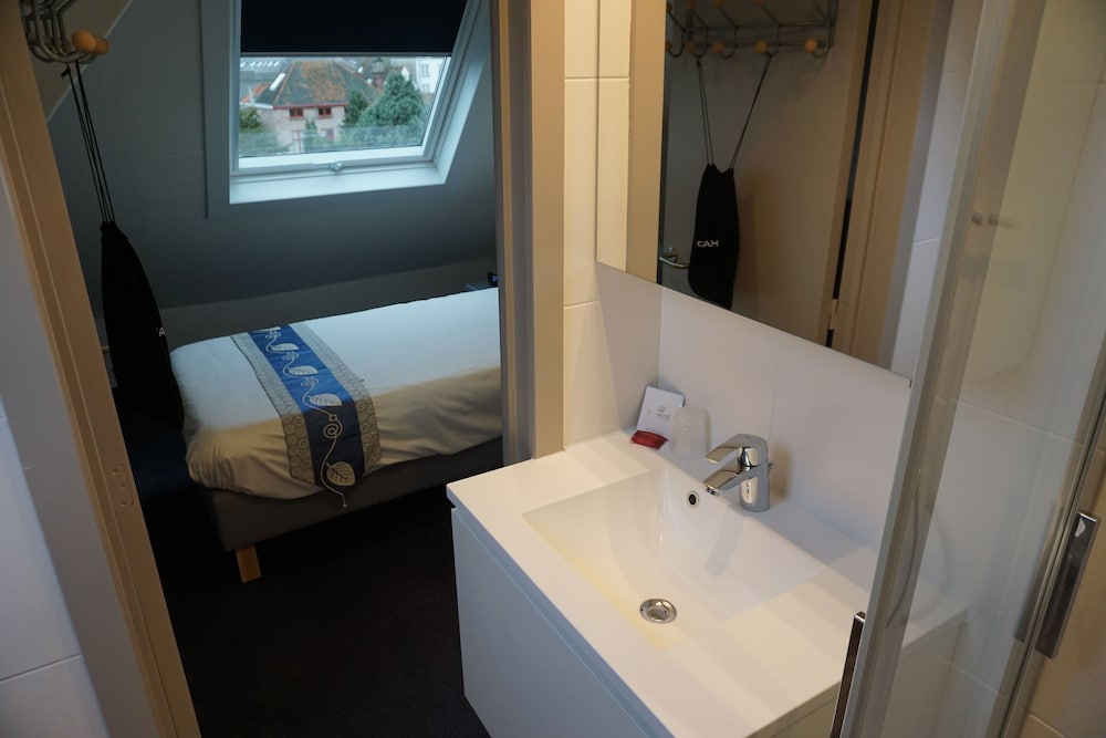 Фото Hotel Asiris