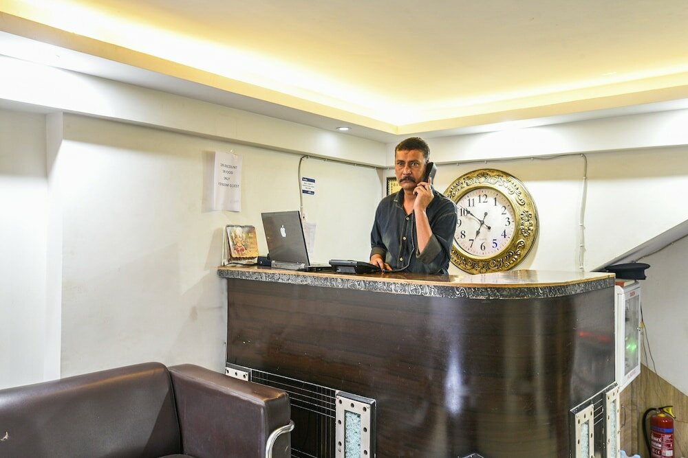 Фото Oyo 16970 Hotel Mahal