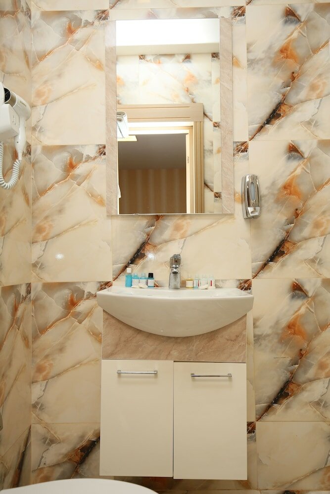 Фото Altus Hotel Baku