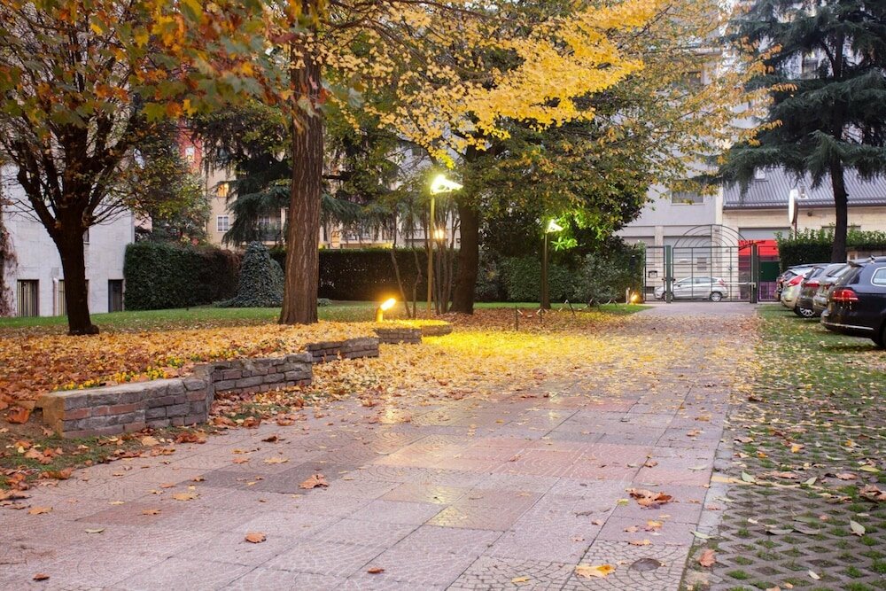 Фото iH Aparthotel Milano Argonne Park