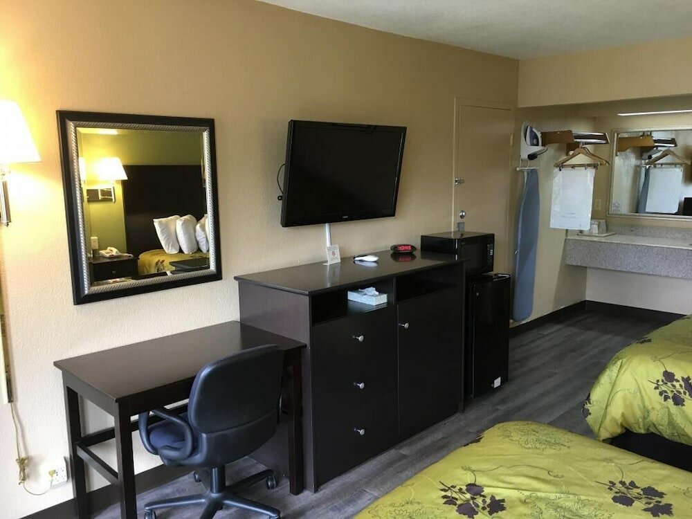 Фото Days Inn Pontotoc