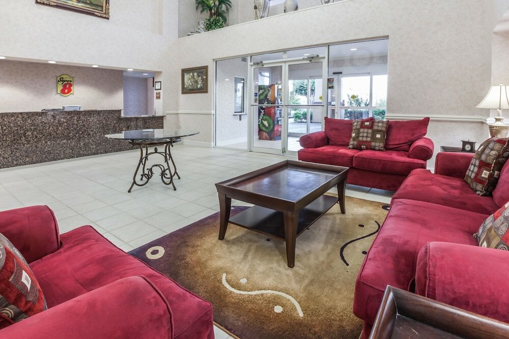 Фото Super 8 by Wyndham Hillsboro Tx