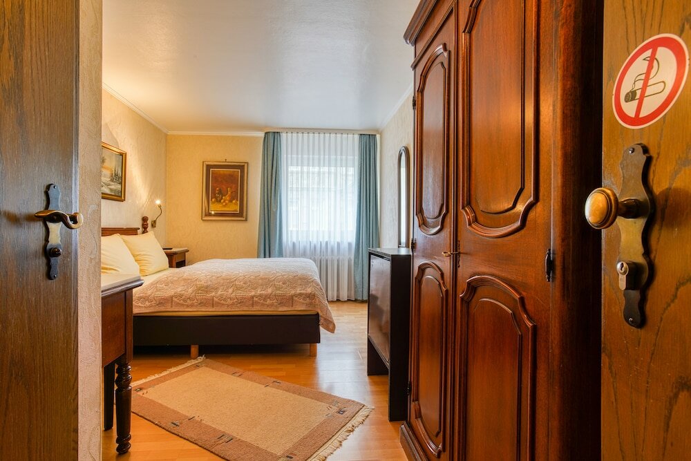 Фото Ff&e Hotel Bavaria